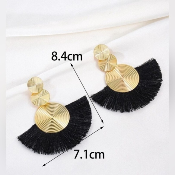 ✨NEW✨ Elegant Gold and Black Spiral boho Earrings - Picture 6 of 6